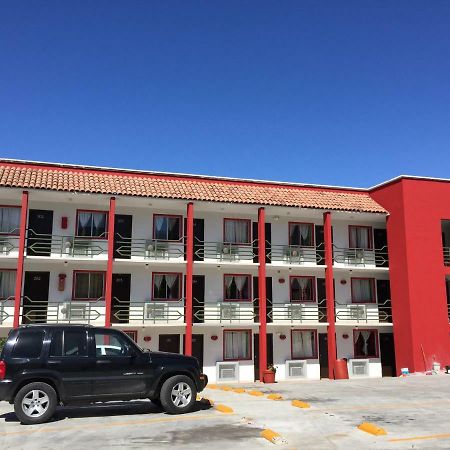 Hotel Descanso Inn Тихуана Екстериор снимка