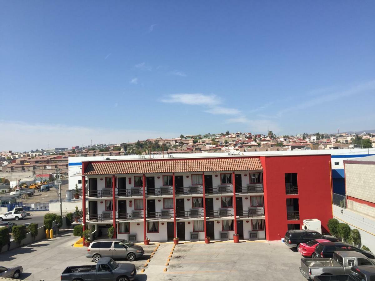 Hotel Descanso Inn Тихуана Екстериор снимка