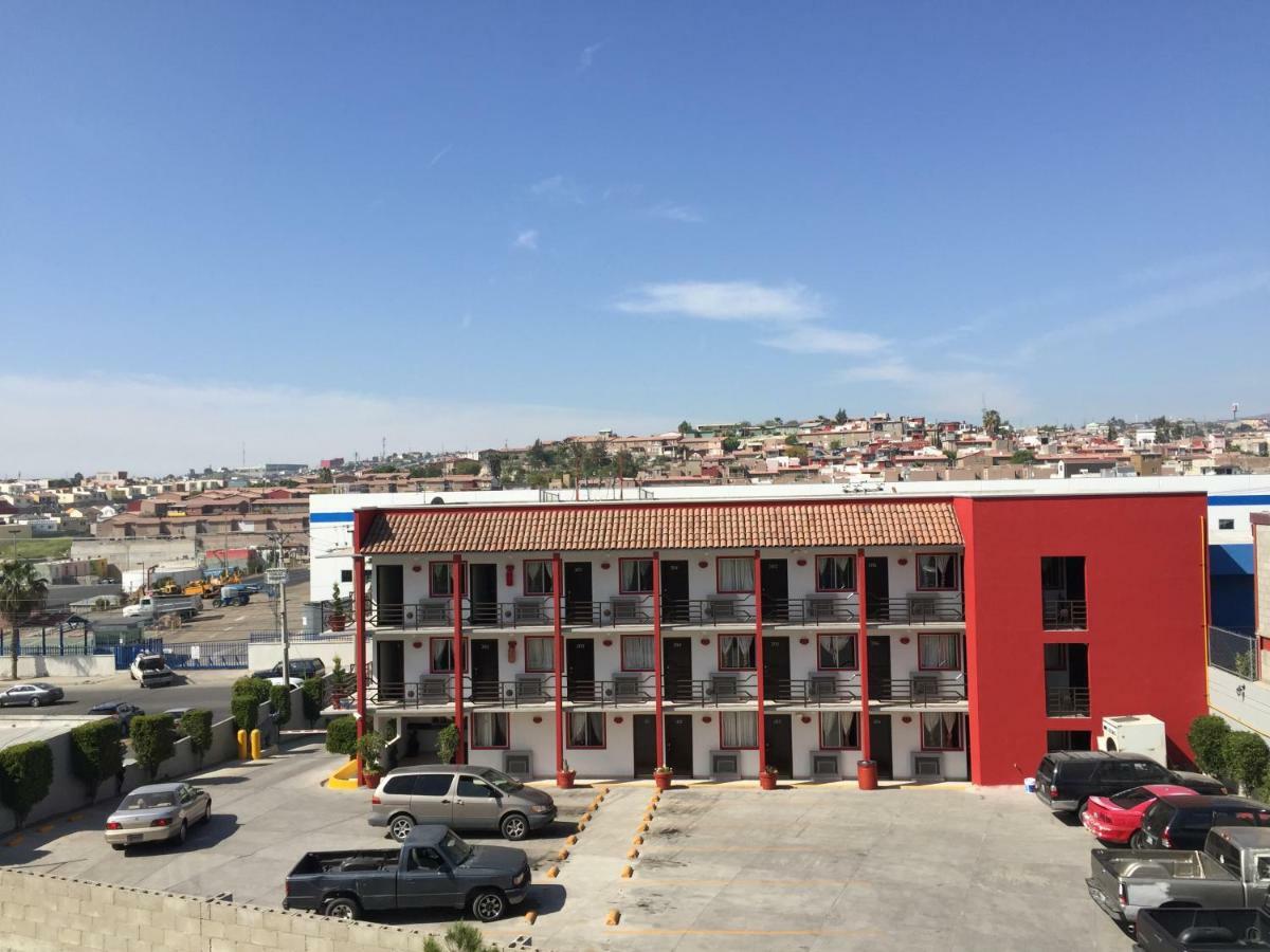 Hotel Descanso Inn Тихуана Екстериор снимка