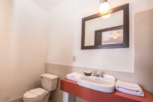 Hotel Descanso Inn Тихуана Екстериор снимка